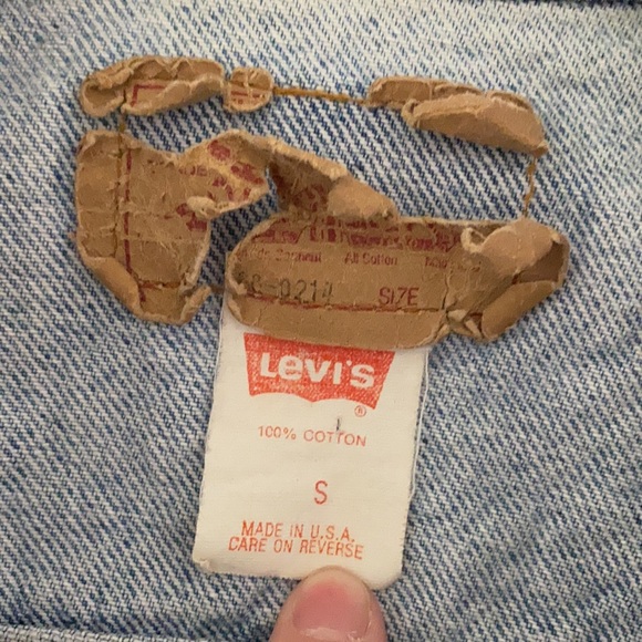 Levi’s Jean jacket - Picture 2 of 6